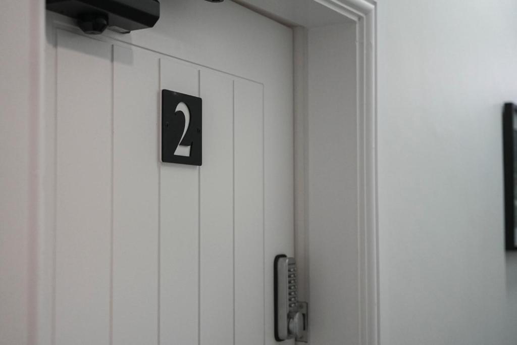 The Boot Rooms Anfield ลิเวอร์พูล ภายนอก รูปภาพ