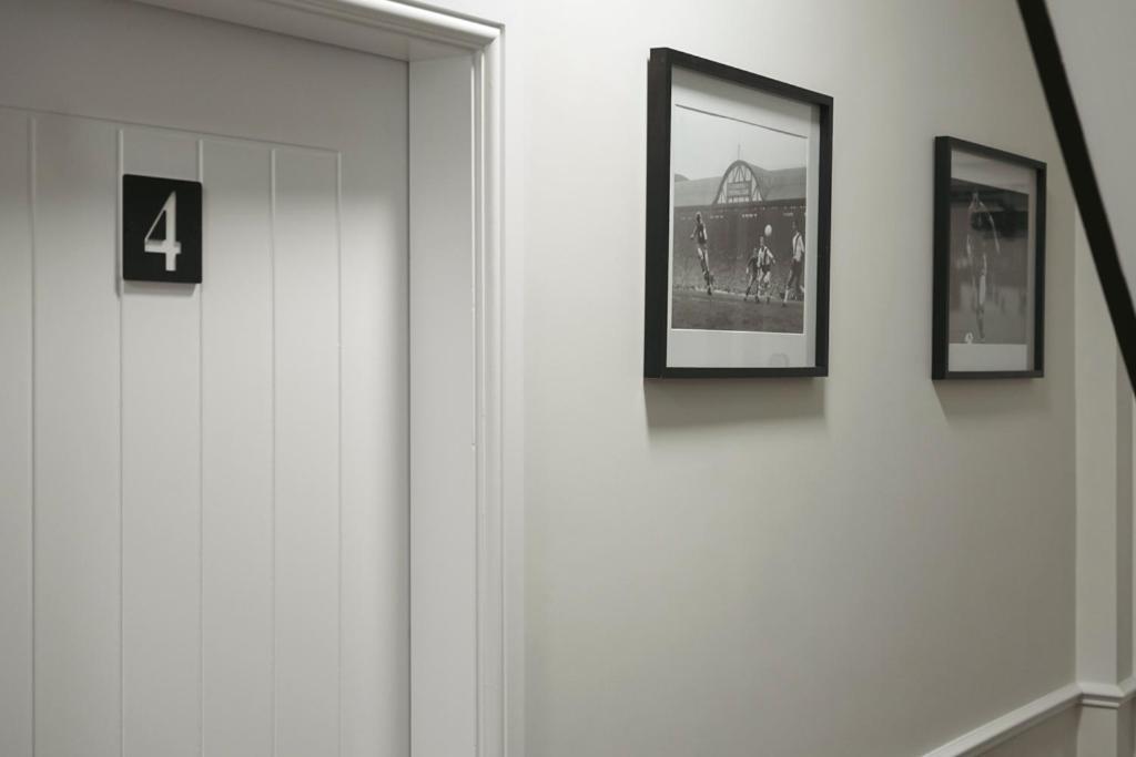 The Boot Rooms Anfield ลิเวอร์พูล ภายนอก รูปภาพ